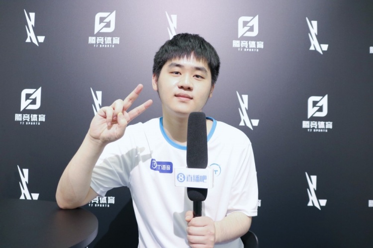 造了一个又 造了一个又