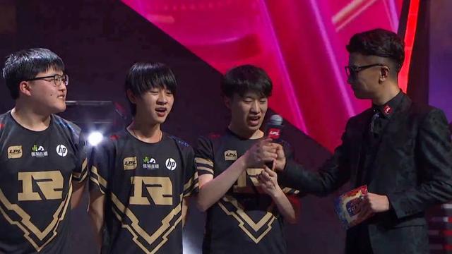 附带买断的 附带买断的